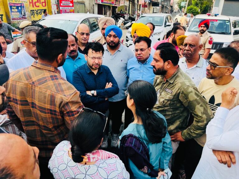 dr ravjot singh in phagwara