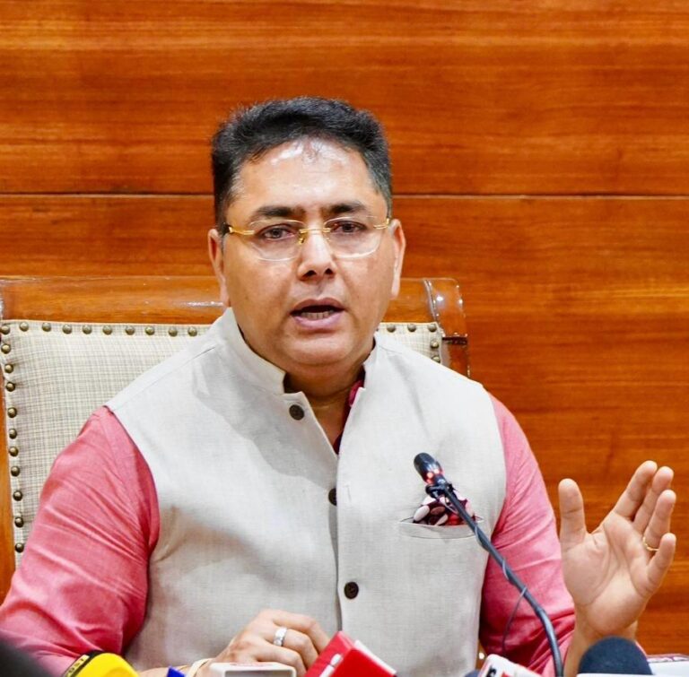 WhatsApp Image 2025-12-31 at 17.47.51