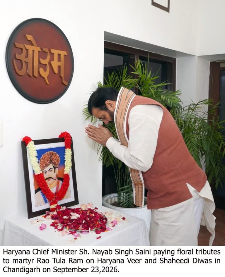 हरियाणा वीर एवं शहीदी दिवस पर मुख्यमंत्री ने शहीद राव तुलाराम को किए श्रद्धा सुमन अर्पित