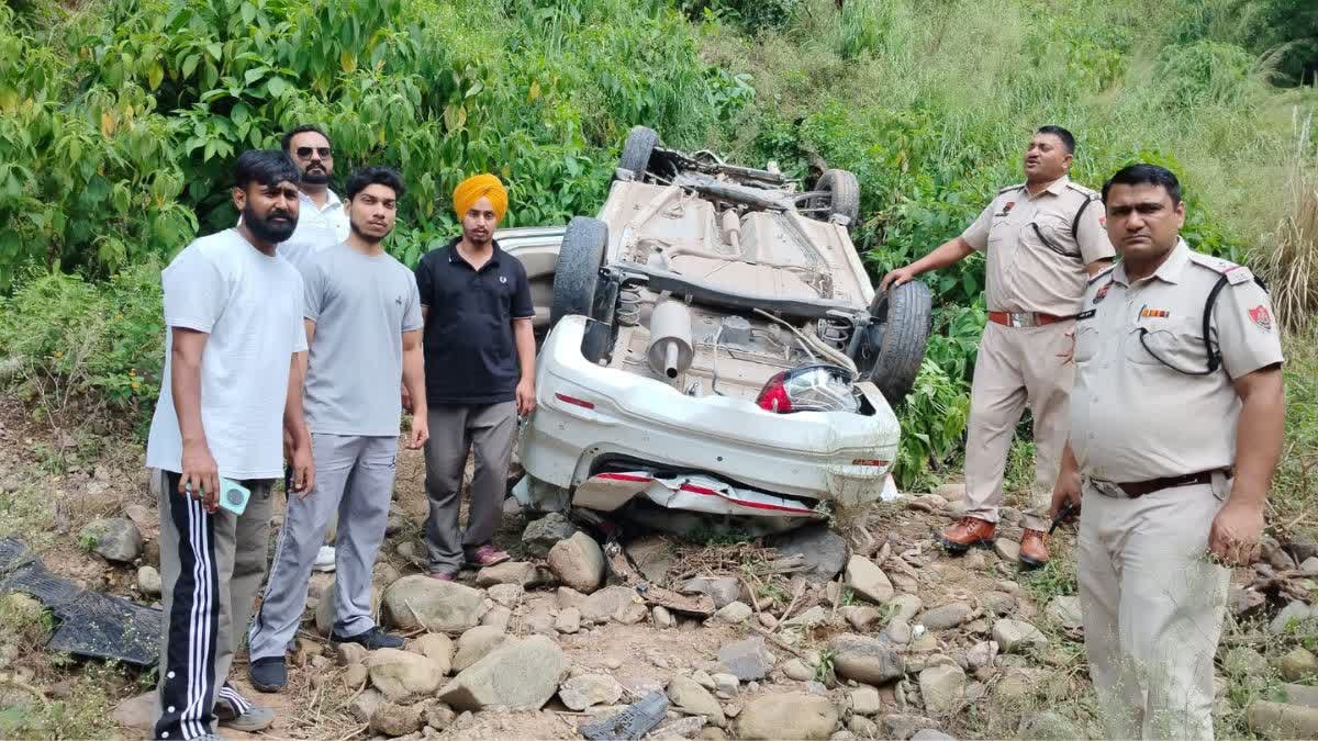 Late Monday evening, a car plunged into a 100-foot-deep ravine in Morni, a hilly area in Panchkula district. Five young men were inside the car.