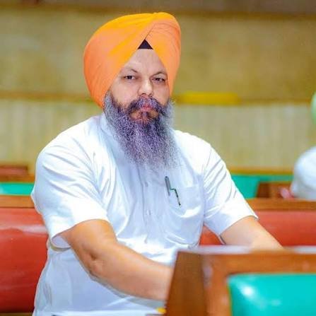 ‘आप’ विधायक मनविंदर सिंह ग्यासपुरा तन्खाहिया करार