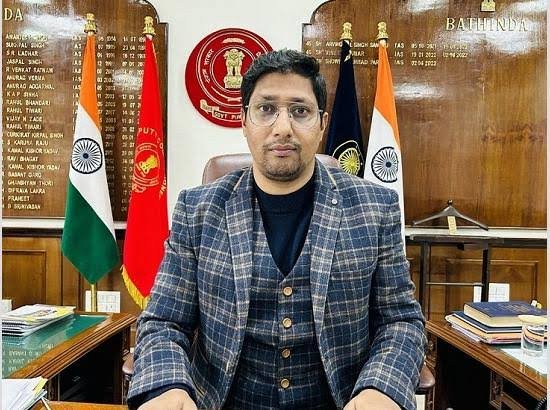 sohkat ahmed ias